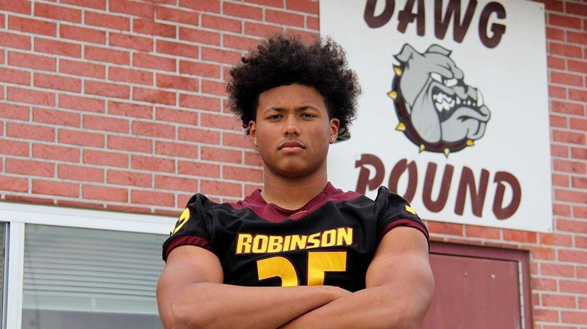 Four-star defensive lineman Daevin Hobbs of Jay M. Robinson (N.C.) High School has emerged as a recent target on Clemson’s 2023 recruiting board.