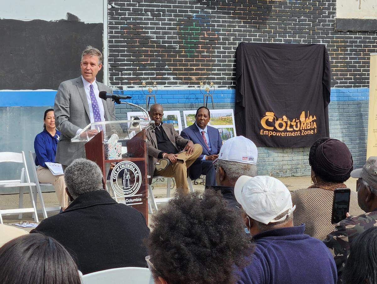 Columbia Mayor Daniel Rickenmann speaks on Feb. 8, 2024 at the announcement of the Station at Congaree Pointe project.
