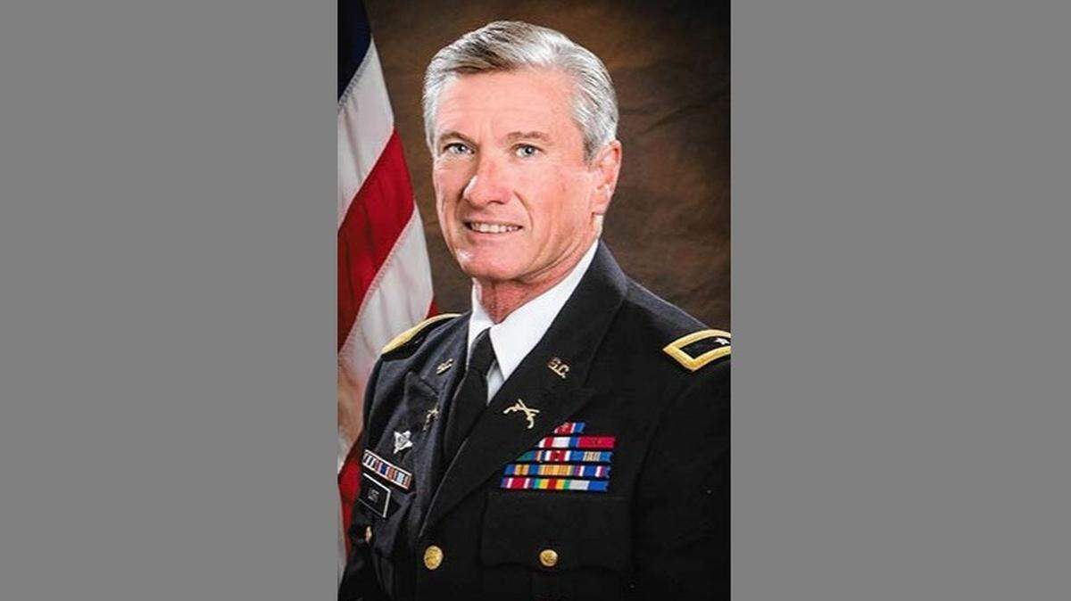 Leon Lott’s photo from the South Carolina State Guard website.