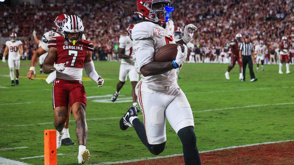 Alabama’s Germie Bernard (5) scores against South Carolina at Williams-Brice Stadium on Saturday, October 25, 2025.
