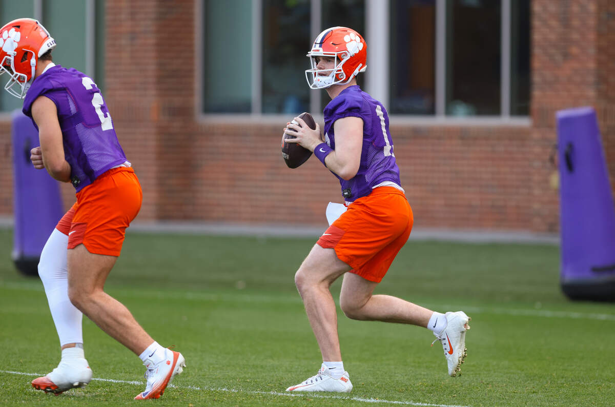 Clemson quarterback Christopher Vizzina (17)