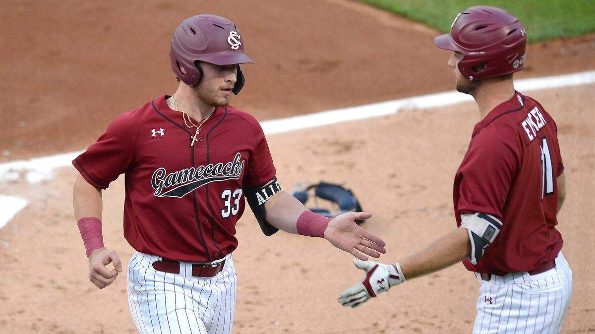 South Carolina Gamecocks centerfielder Brady Allen