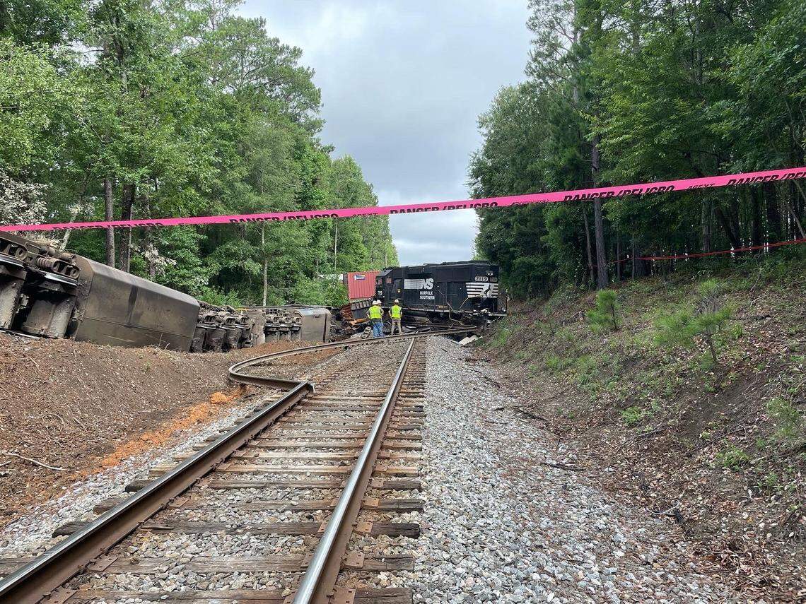 Images from the scene of a train derailment in Columbia.