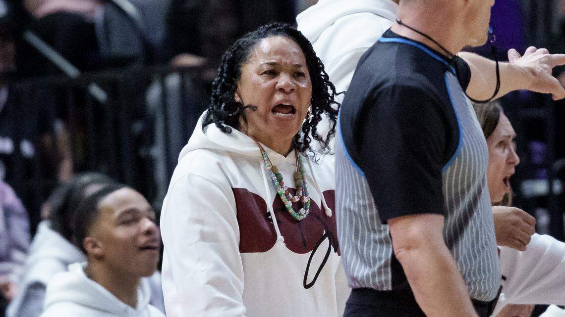 What Dawn Staley said after No. 3 South Carolina WBB’s road win over No. 6 LSU