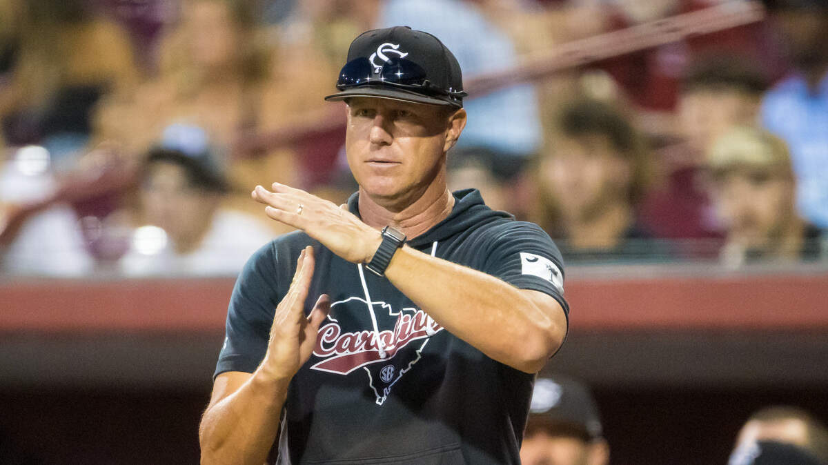 South Carolina Gamecocks head coach Mark Kingston calls a timeout against the Campbell Camels during their 2023 NCAA Columbia Regional game at Founders Park in Columbia, SC, Sunday, June 4, 2023.