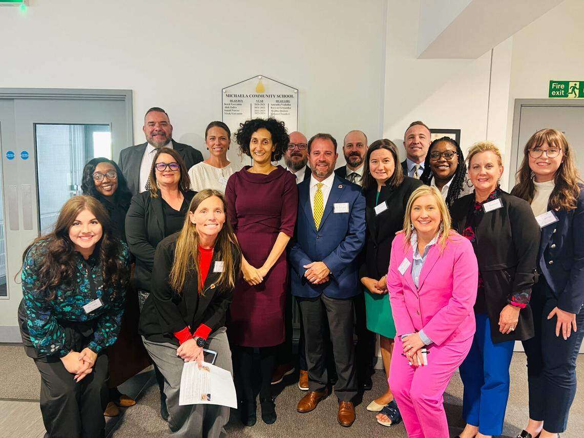 Members of the Charter Institute at Erskine’s administration and Institute Leadership Cohort visited Michaela Community School in London, known as Britain’s strictest school, during their April 2024 trip to London.