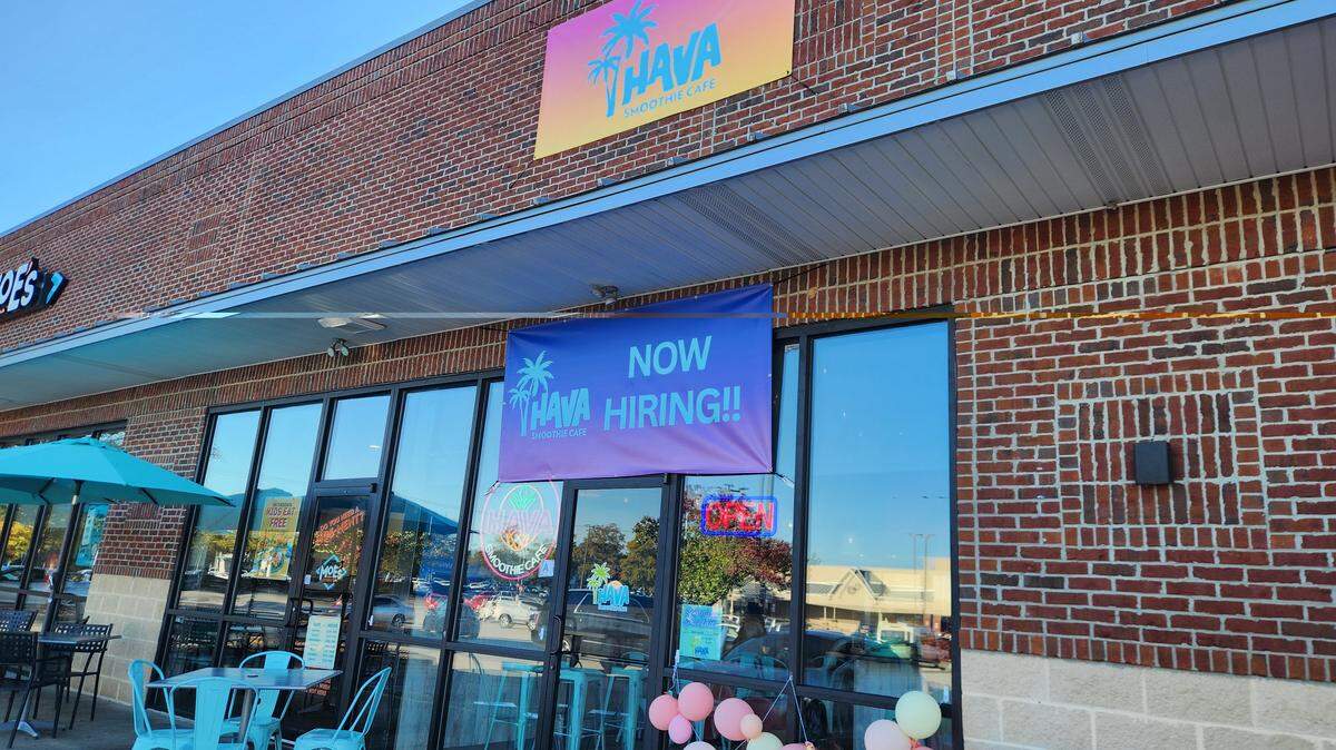 Hava Smoothie Cafe recently opened on N. Lake Drive near Sunset Boulevard in the Lexington Town Centre shopping complex in Lexington, SC.
