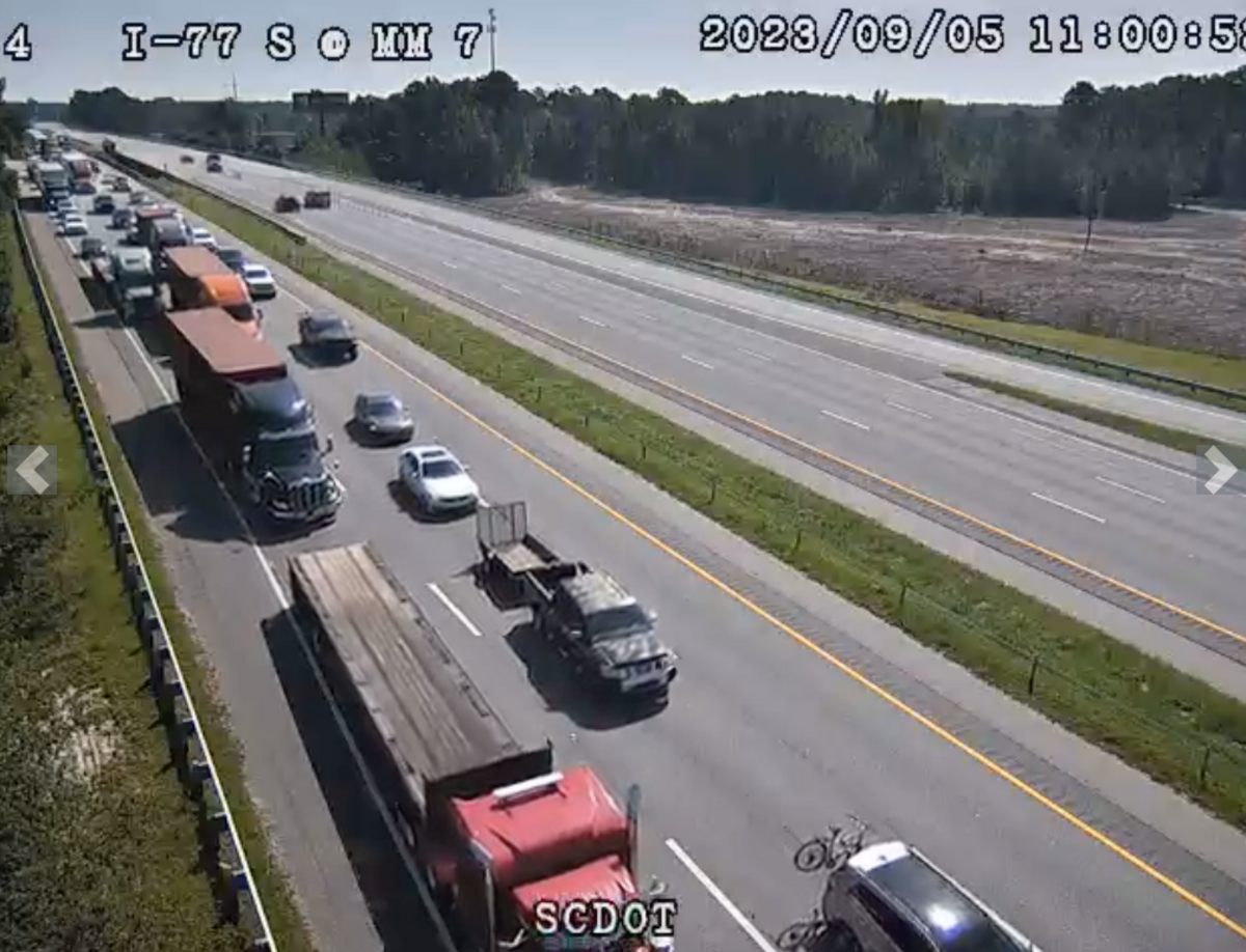 An overturned tractor trailer on Interstate 77 in Richland County caused a traffic jam Tuesday morning.