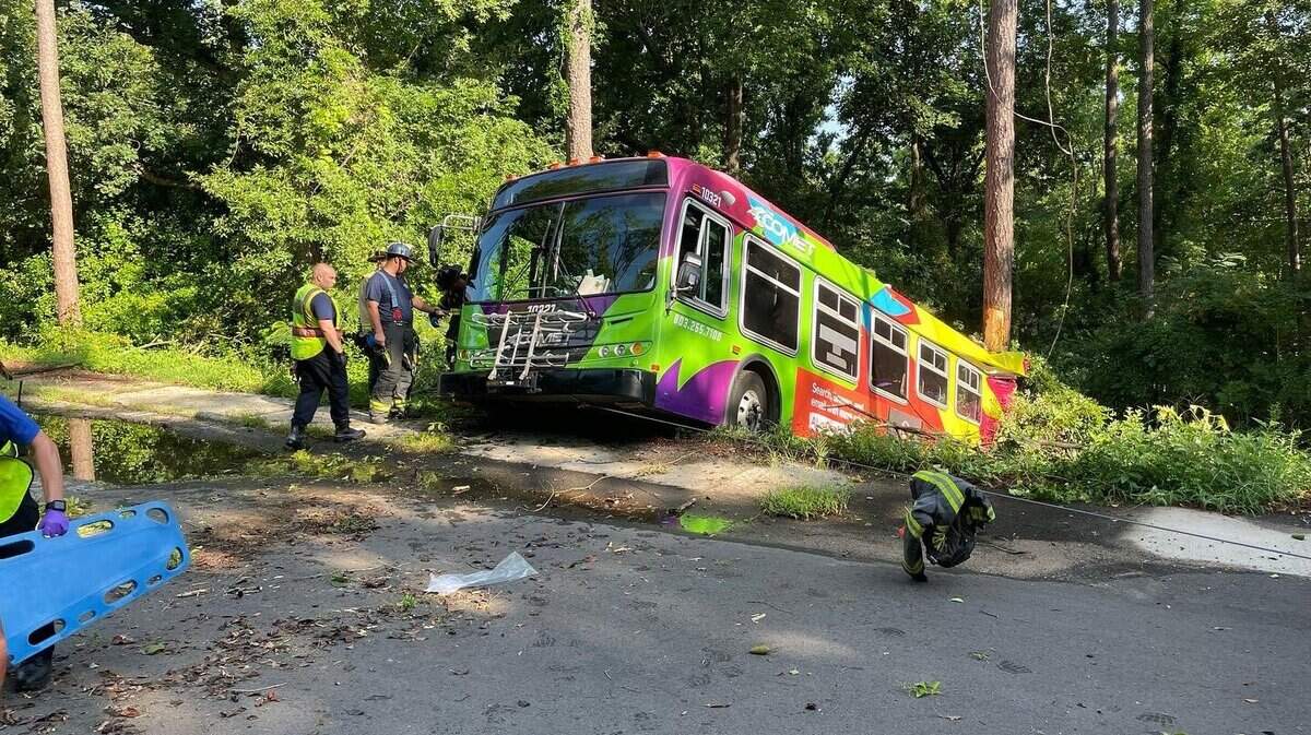 A Comet bus crashed in Columbia, according to the fire department.