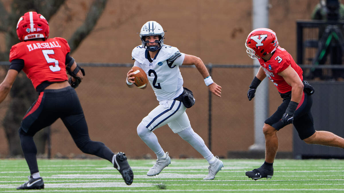Former South Carolina and current Yale quarterback Dante Reno (2) scrambles during an FCS first-round playoff game at Youngstown State on Nov. 29, 2025.