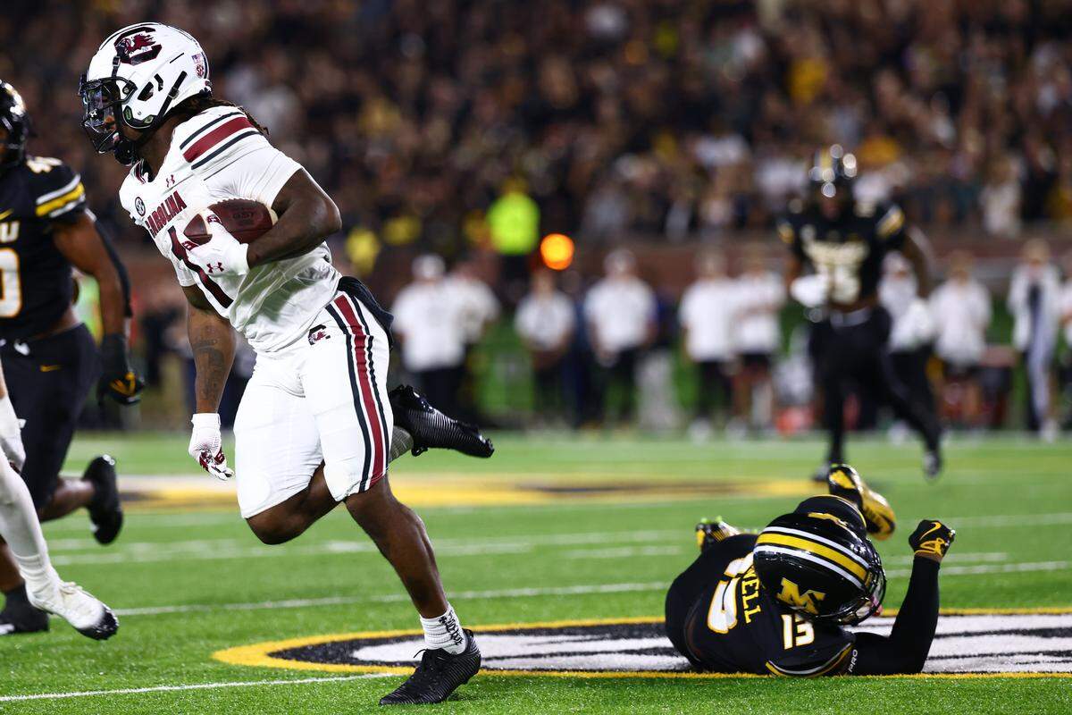South Carolina running back Rahsul Faison (1) runs past a Missouri defender during the Gamecocks’ game against Missouri at Memorial Stadium in Columbia, MO on Saturday, September 20, 2025.