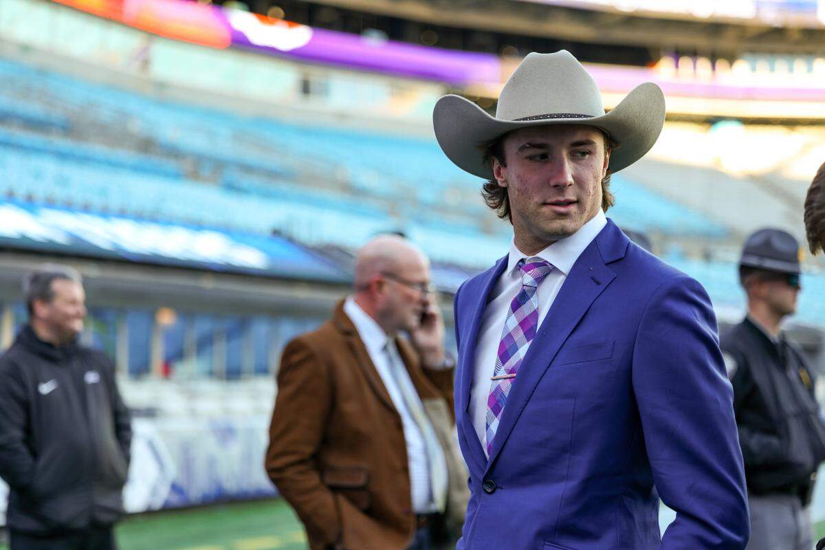 Clemson quarterback Cade Klubnik participates in a Friday team walkthrough before Clemson and SMU play for the 2024 ACC football championship on Saturday in Charlotte’s Bank of America Stadium.