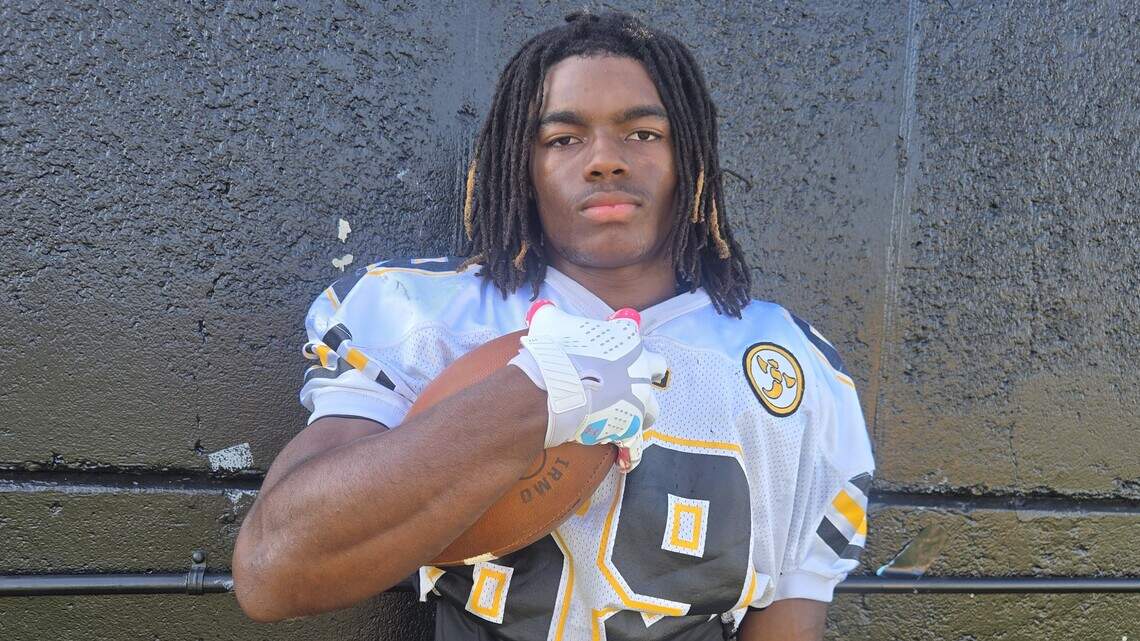 Speedy Alabama commit Tai Phillips provides spark for Irmo football’s offense