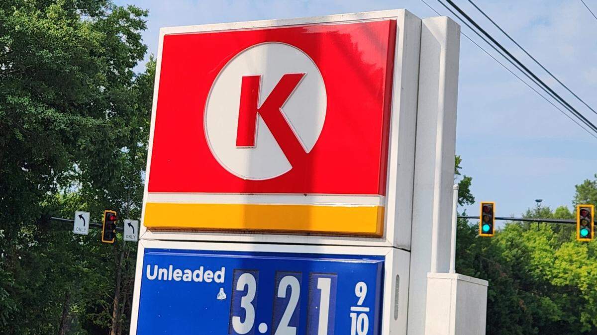 Convenience store brand Circle K is planning a new location on North Lake Drive in Lexington, according to town planning and zoning documents.