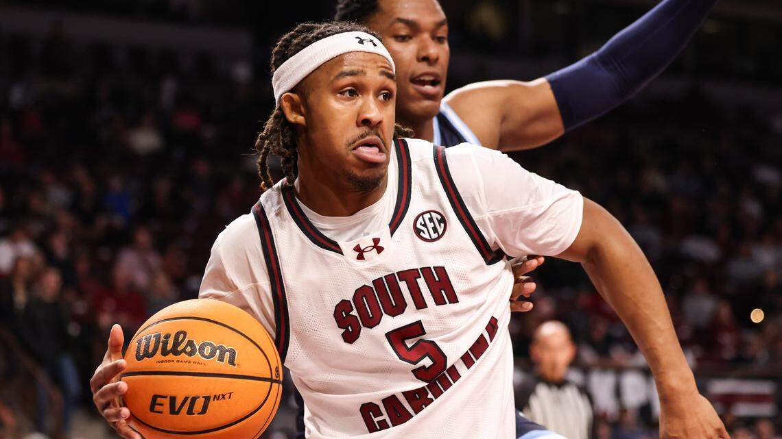 South Carolina MBB losing streak grows to three in close loss at Auburn. What we saw