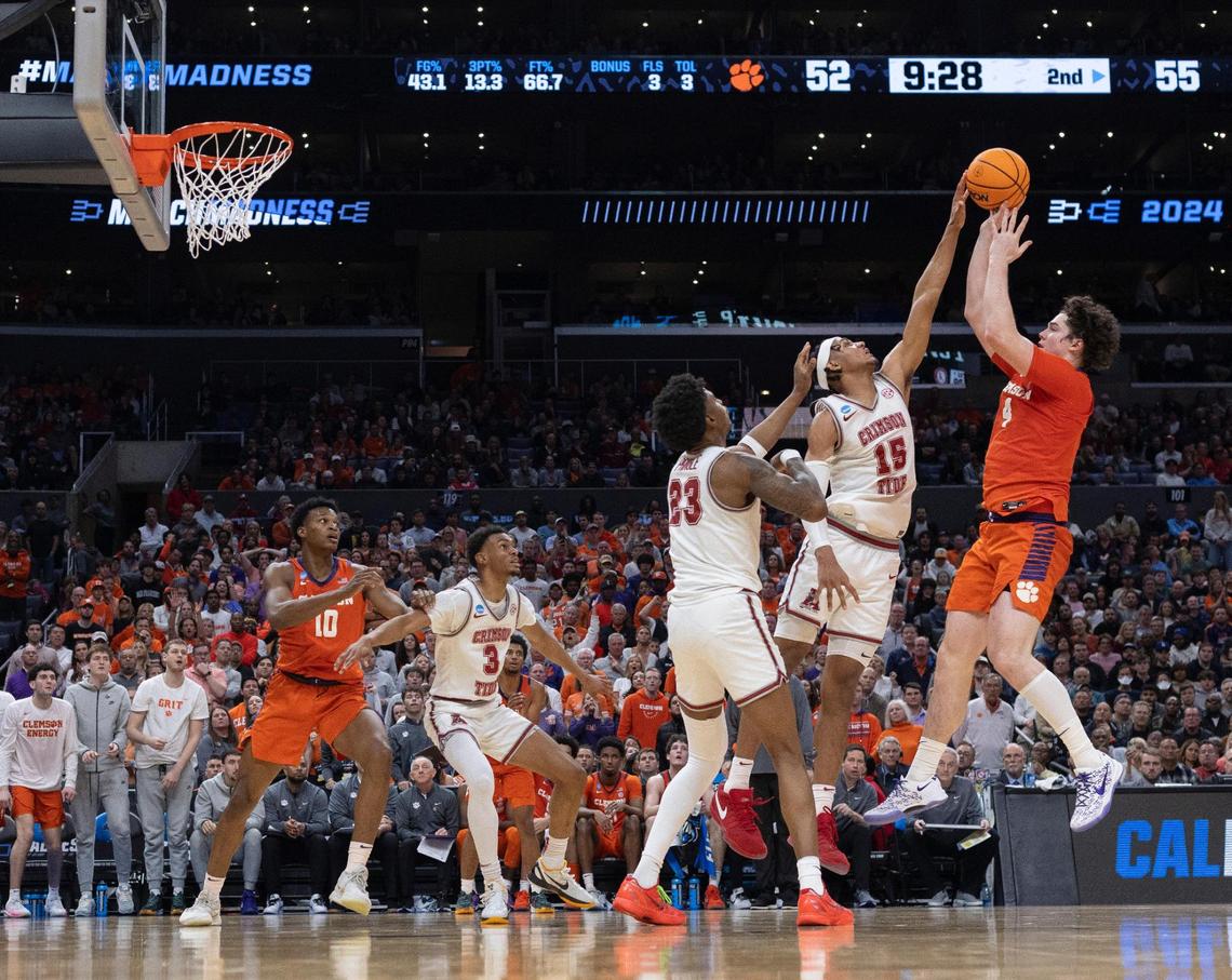 Alabama’s Jarin Stevenson (15) blocks a shot by Clemson’s Ian Schieffelin (4) in the second half of the NCAA West Regional final on Saturday, March 30, 2024 at Crypto.com Arena in Los Angeles, CA.
