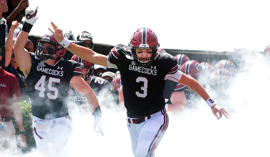 Quarterback Ryan Hilinski (3) started 11 games for South Carolina in 2019.