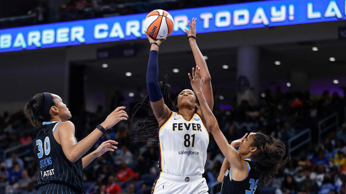 Alaina Coates is now on the Las Vegas Aces roster.