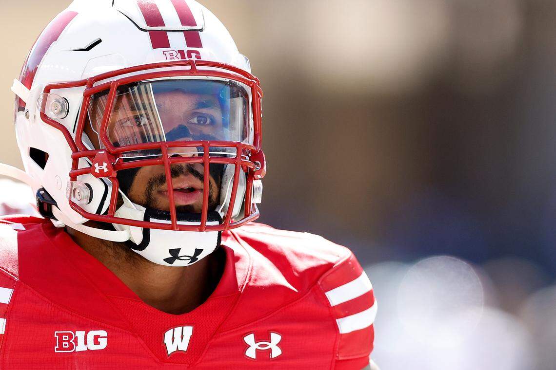 Wisconsin RB Chez Mellusi (1)