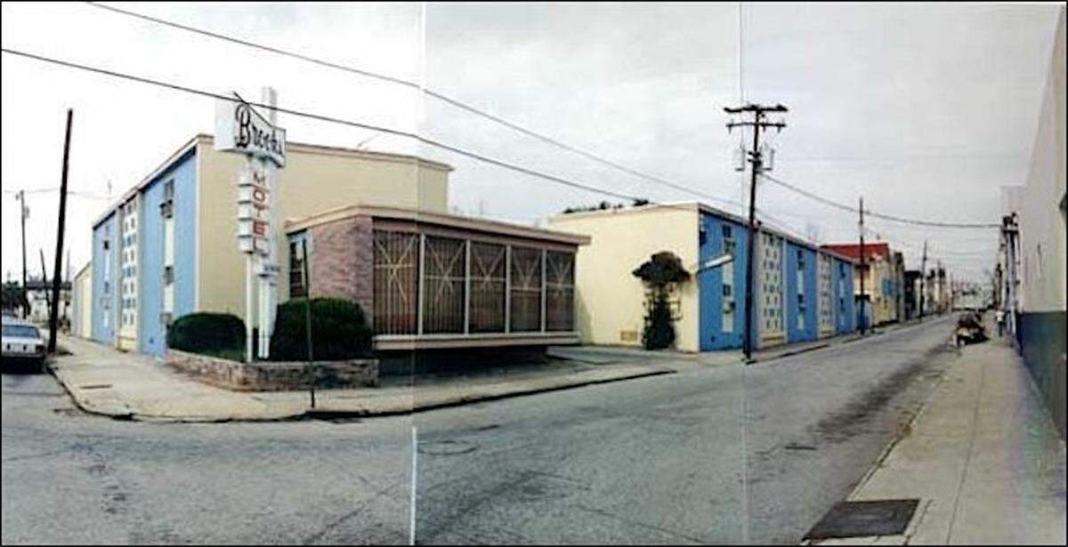 The Brooks Motel, constructed circa 1963, 60 Morris Street, photograph by Steve Rhea, 1990.