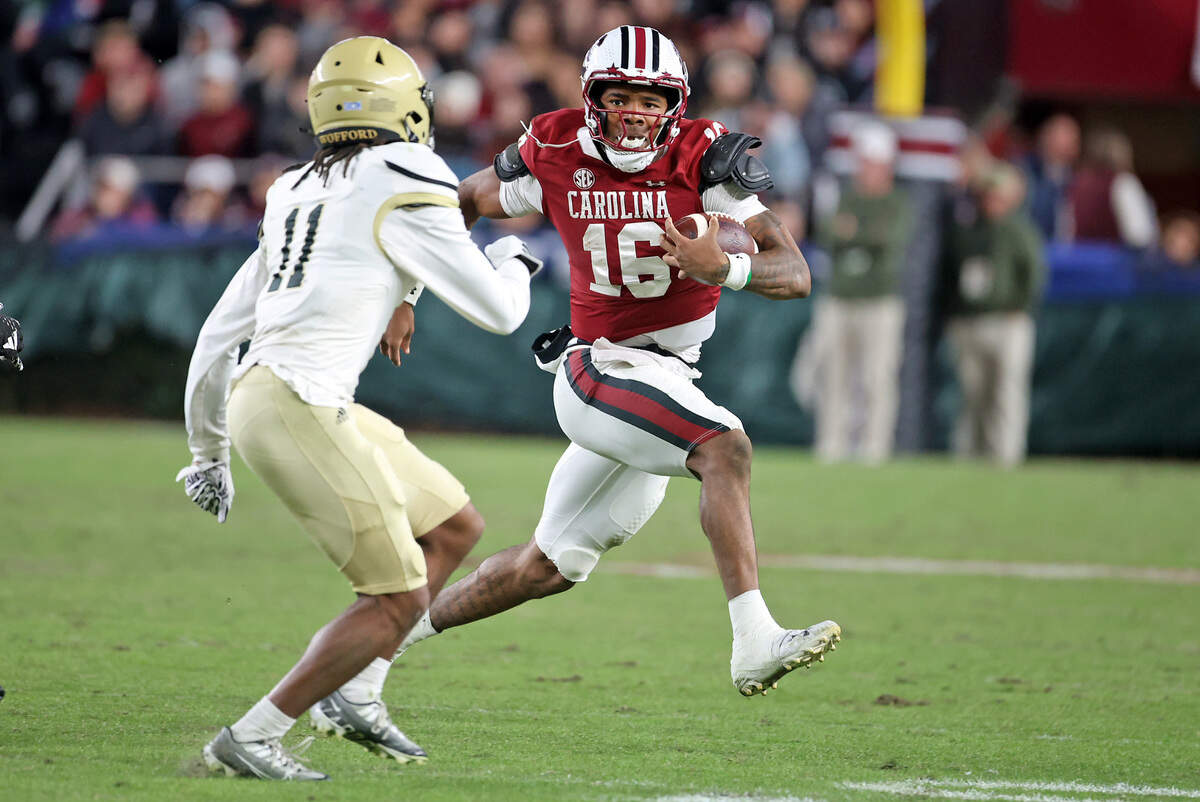 South Carolina’s LaNorris Sellers during Saturday’s game against Wofford at Williams-Brice Stadium.