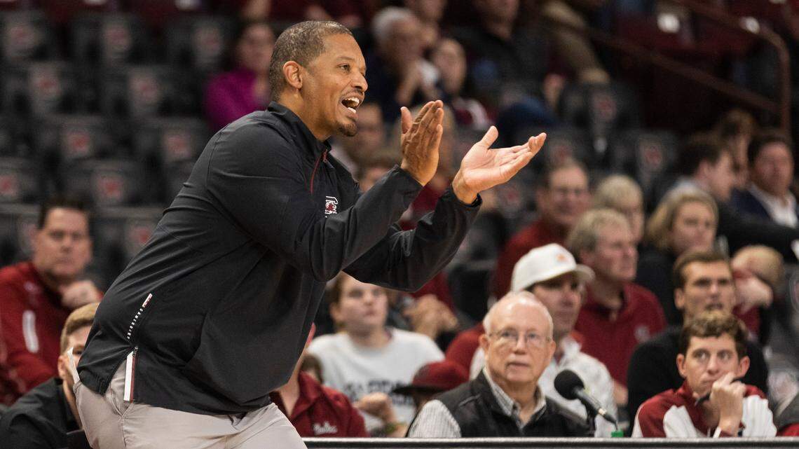 South Carolina Gamecocks head coach Lamont Paris yells to his players at Colonial Life Arena in Columbia on Tuesday, January 31, 2023.