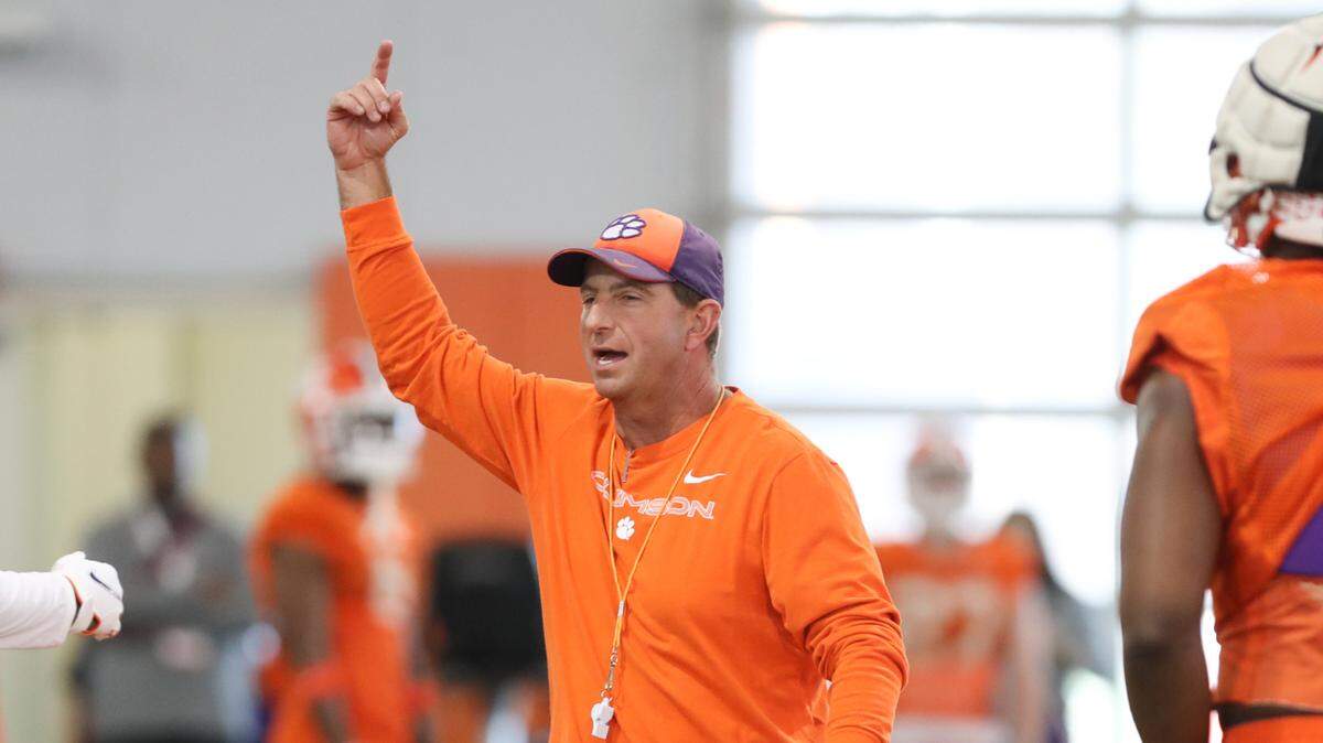 Dabo Swinney and Clemson are No. 3 in the team recruiting rankings for the 2023 class.
