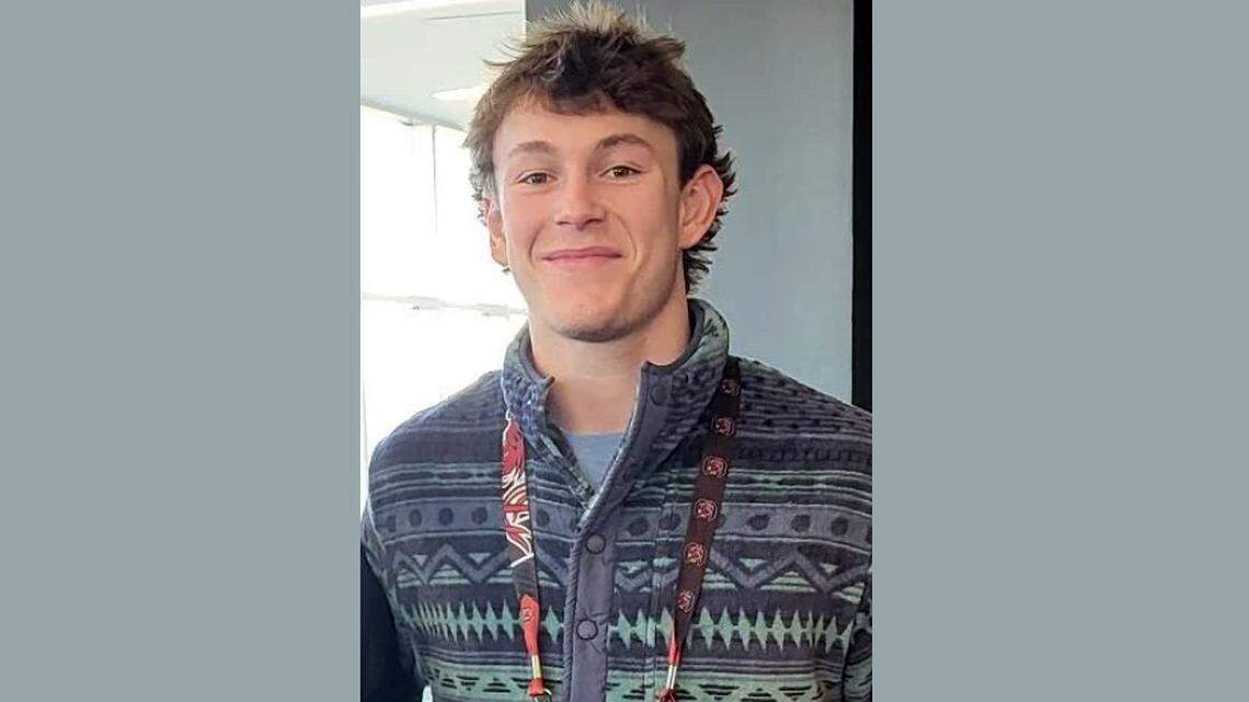 Official visits coming for in-state tight end, South Carolina target