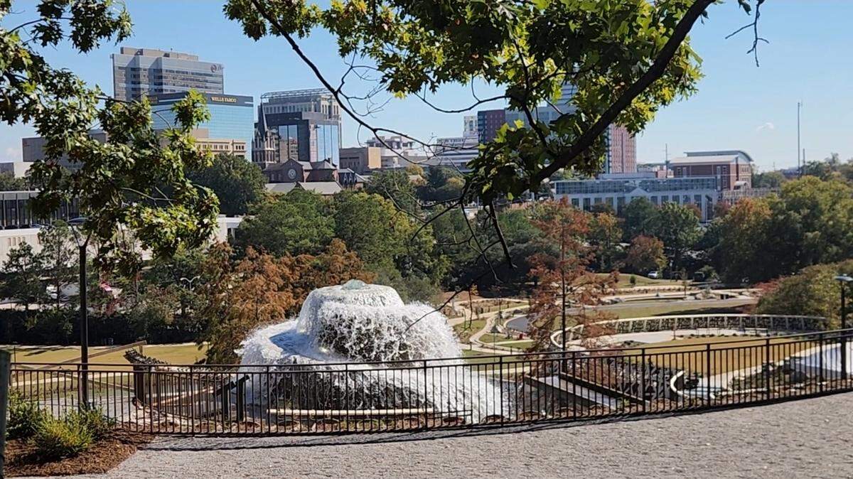 The fountain at Finlay Park flows on Nov. 3, 2025.