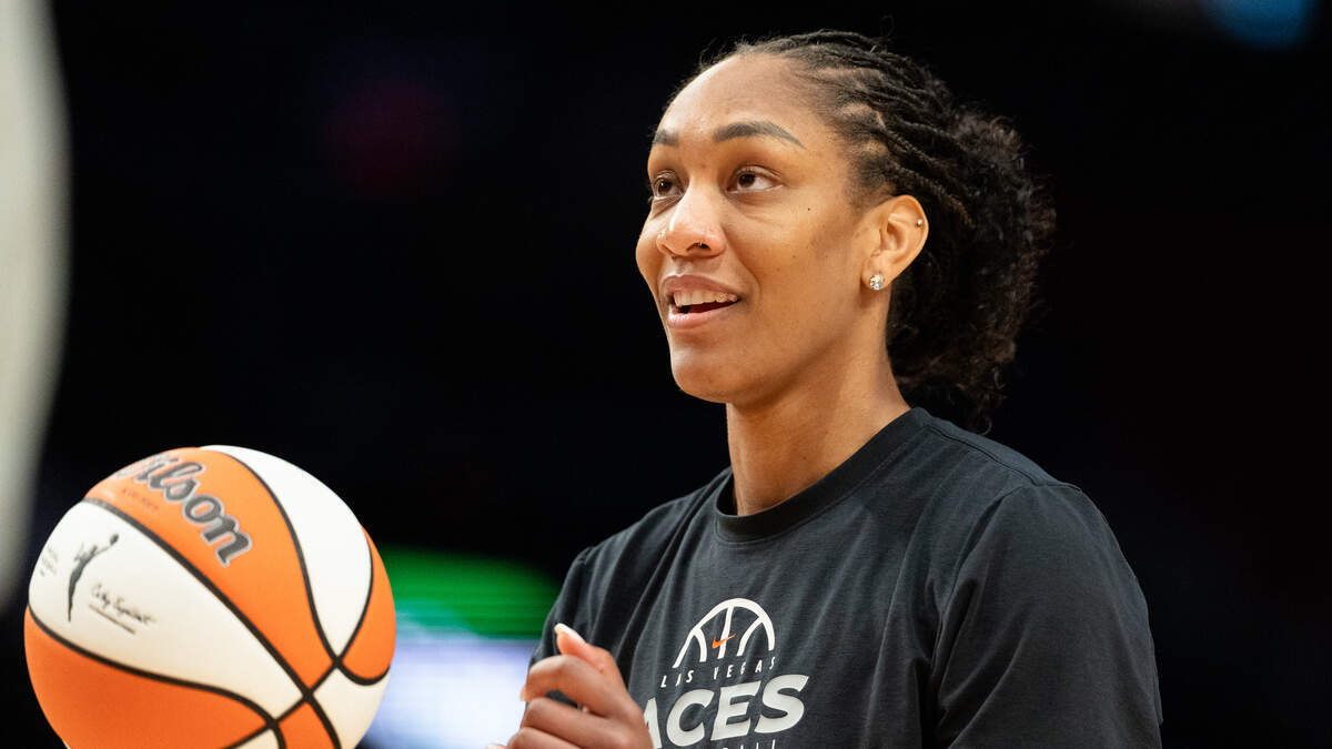 Former Gamecock A'ja Wilson warms up for the Las Vegas Aces.