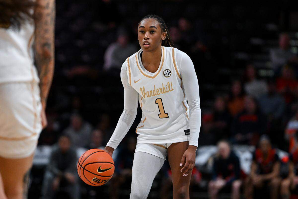 Mikayla Blakes of the Vanderbilt Commodores holds the ball against the Auburn Tigers in the second half at Vanderbilt University Memorial Gymnasium on Jan. 17, 2026 in Nashville, Tennessee.