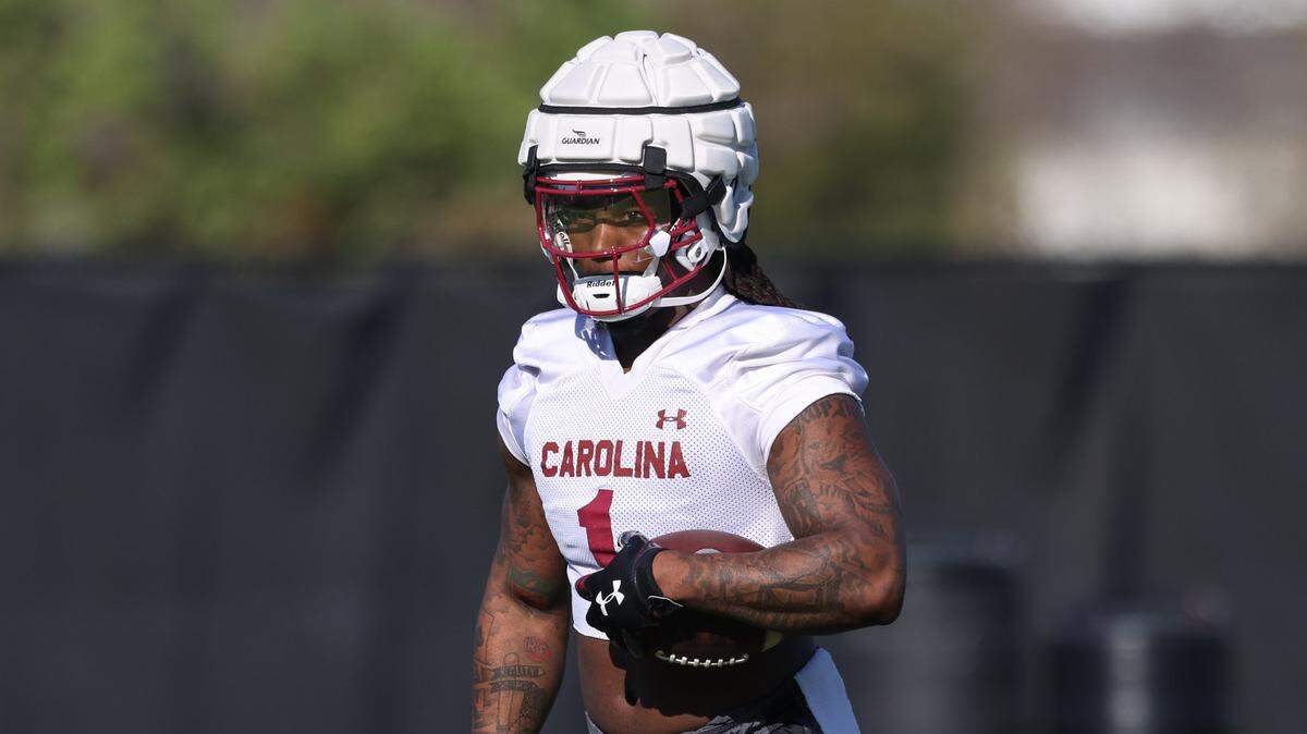 South Carolina running back Rahsul Faison (1) practices during the Gamecocks’ first day of spring practice in Columbia on Wednesday, March 19, 2025.