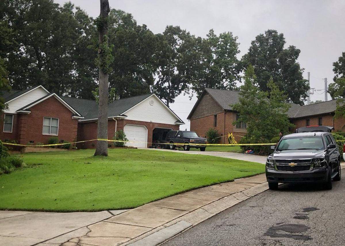 Lexington police investigate a shooting.