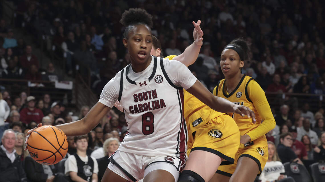 Dawn Staley, South Carolina WBB predicted to win SEC. Who’ll challenge Gamecocks?