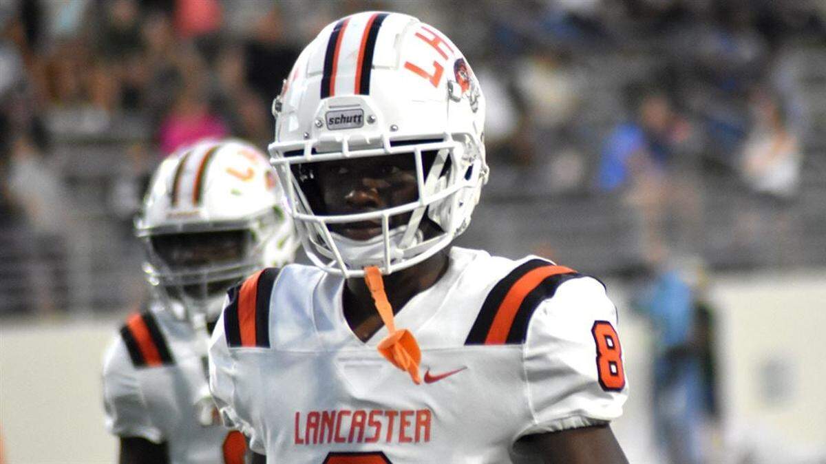 Lancaster (Tex.) High School’s Corian Gipson ranks as the No. 7 cornerback and No. 67 overall recruit in the Class of 2024. Clemson is one of his three finalists.