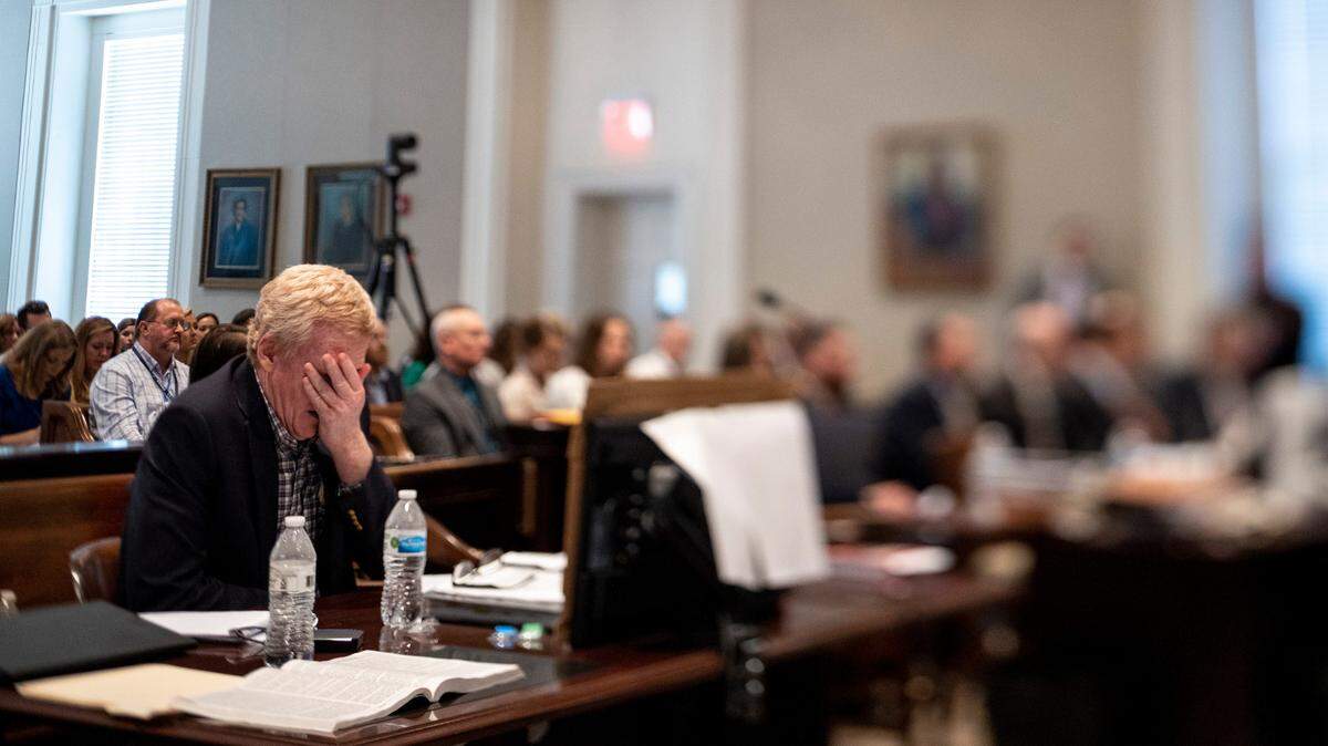 Judge OKs Alex Murdaugh jury to visit Moselle murder crime scene