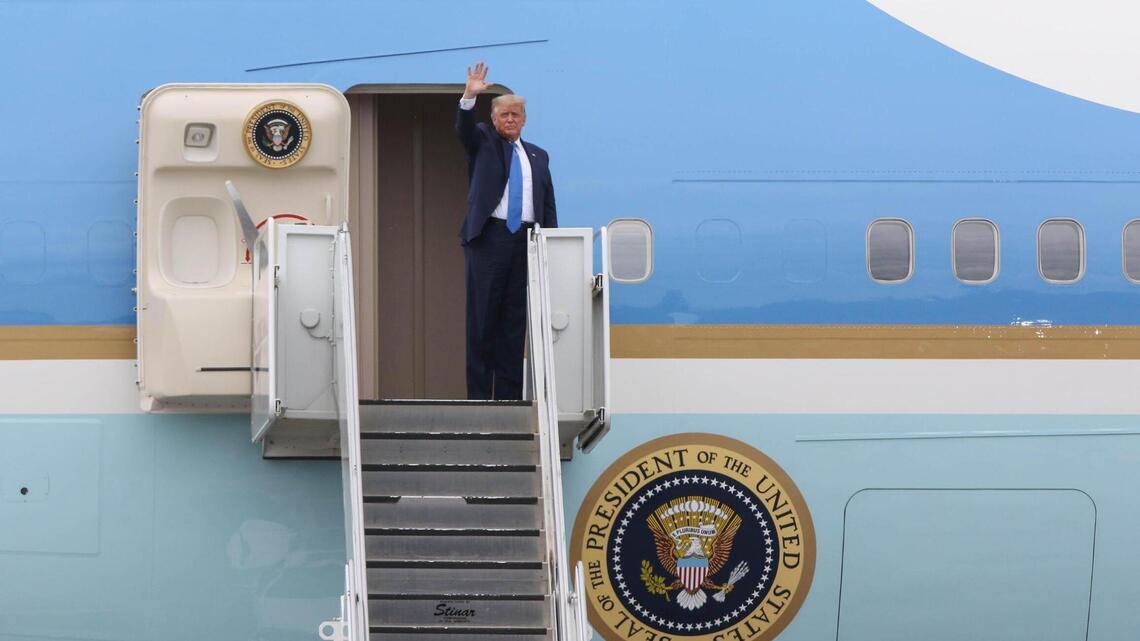 President Trump greets more than 100 SC supporters after early RNC remarks