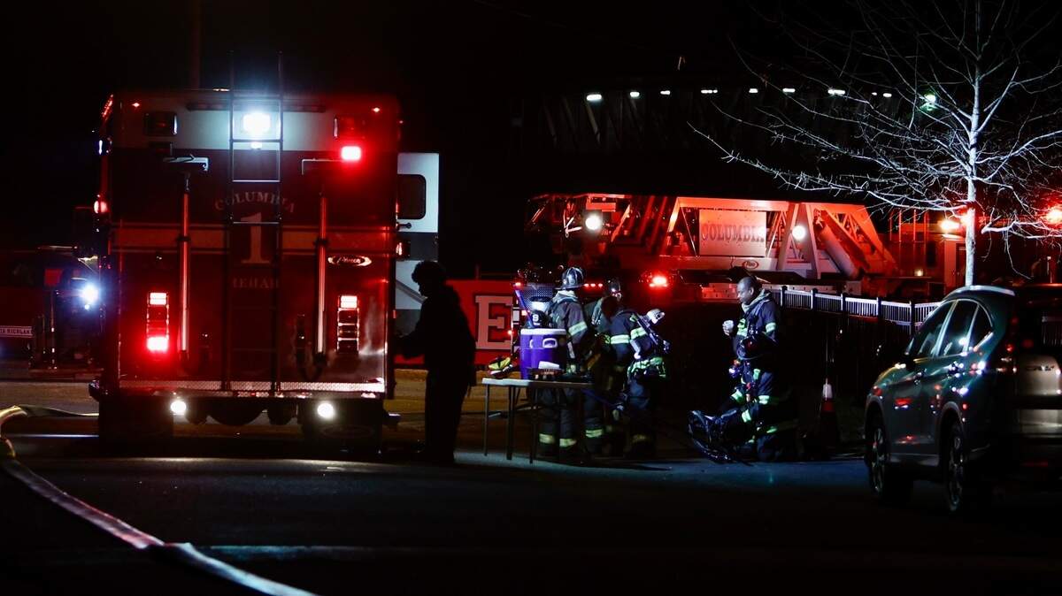 A Wednesday night fire damaged the elementary school at Hammond School in Columbia.
