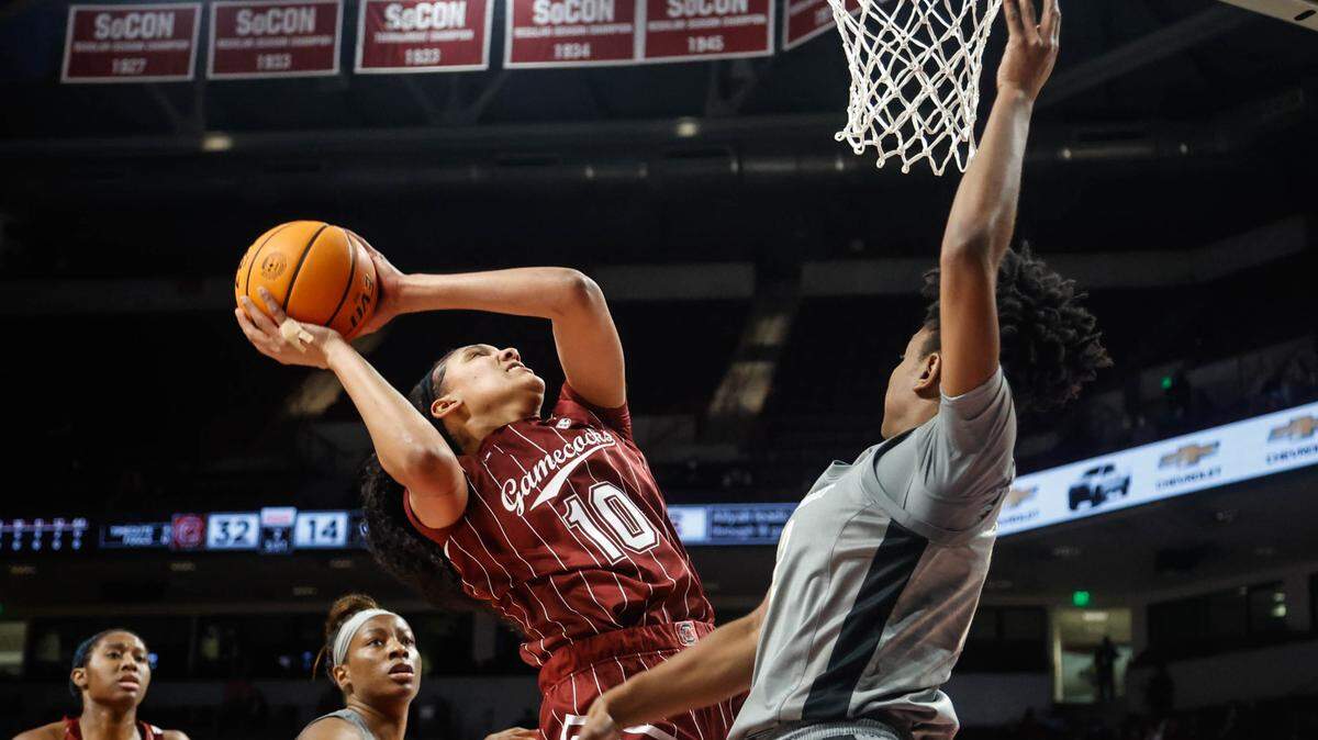South Carolina’s Kamilla Cardoso (10) shoots as Vanderbilt’s Demi Washington (12) pressures during the first half of action on Monday Jan, 24, 2022 in the Colonial Life Arena.
