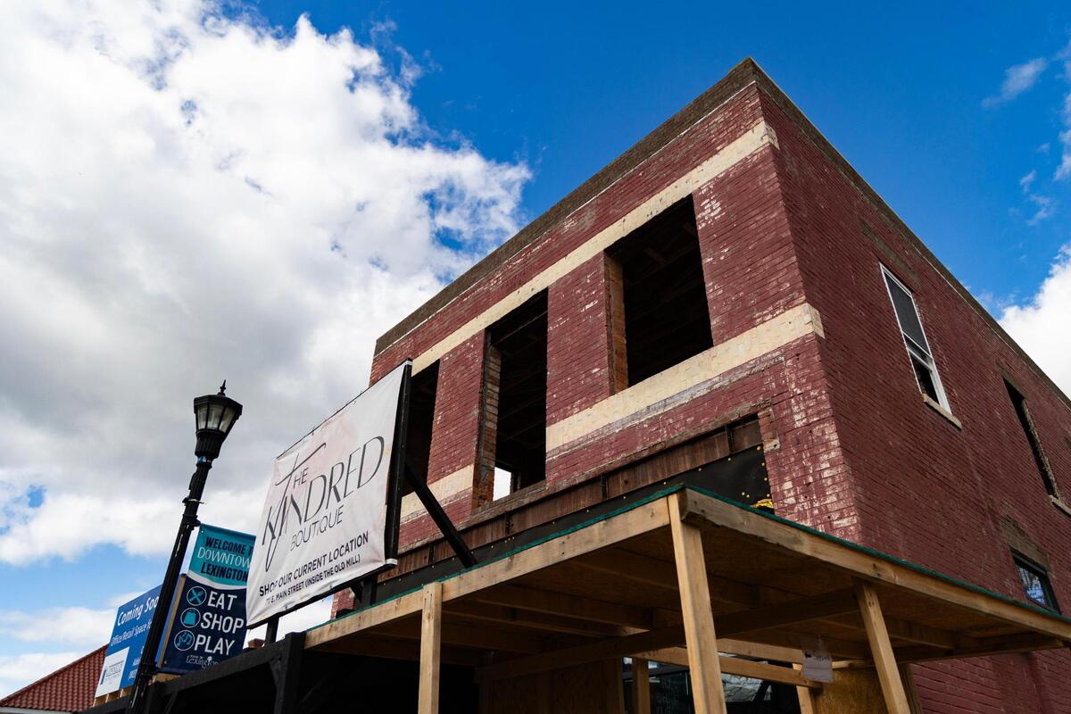 The husband-and-wife team remodeling the new home of Kindred Boutique say they’re investing $1 million into the effort.