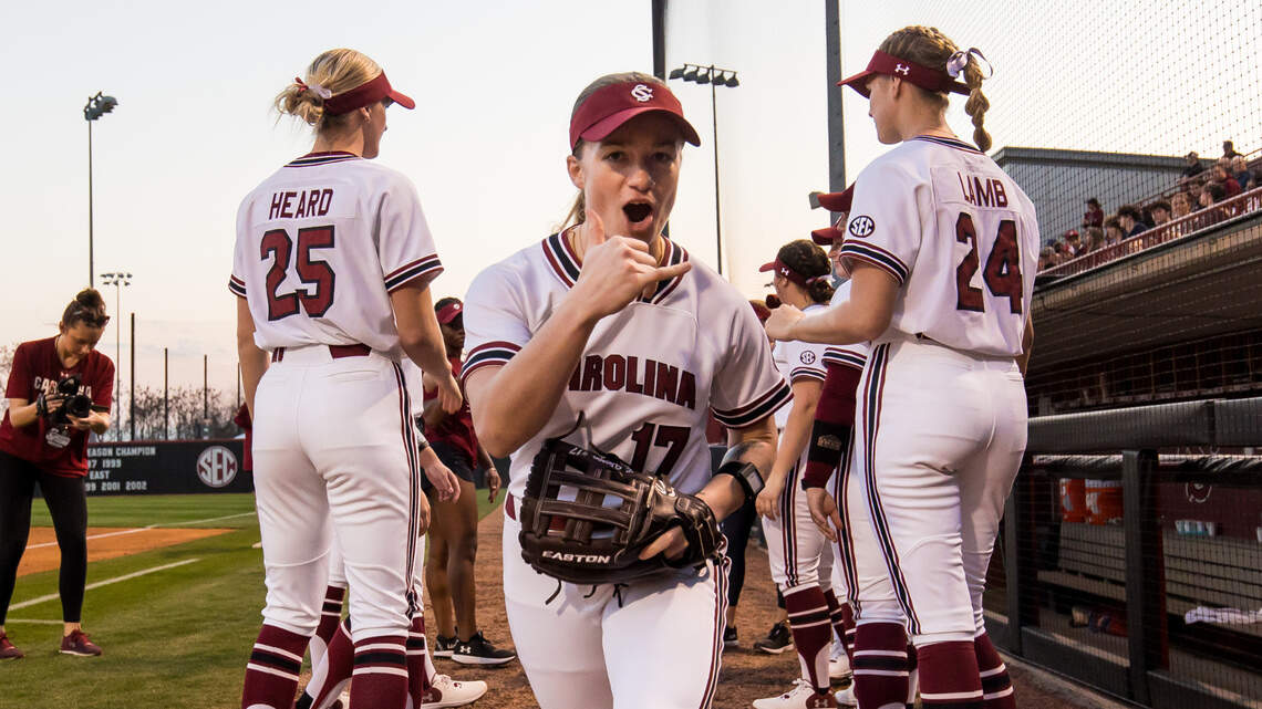 Transfer portal gamble led Emily Vinson home to South Carolina softball for her senior year