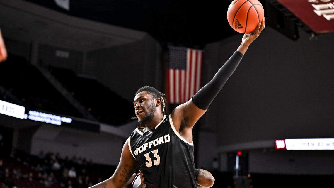 B.J. Mack (33) in action for Wofford in December 2022.