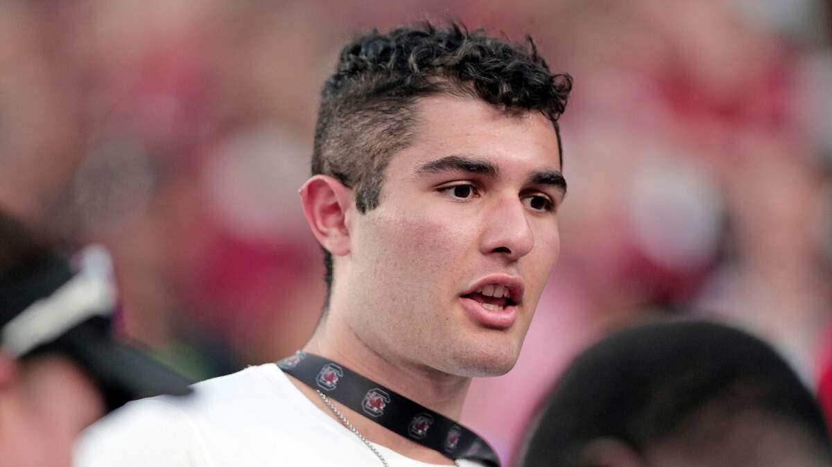 South Carolina football quarterback commitment Dante Reno during the 2023 spring game at Williams-Brice Stadium.