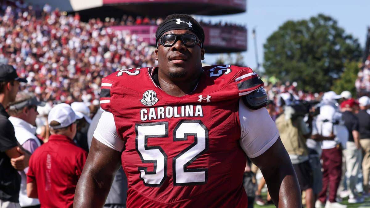 South Carolina offensive lineman Nick Sharpe (52) leaves the field during the first half of South Carolina’s game against Oklahoma at Williams-Brice Stadium in Columbia on Saturday, October 18, 2025.