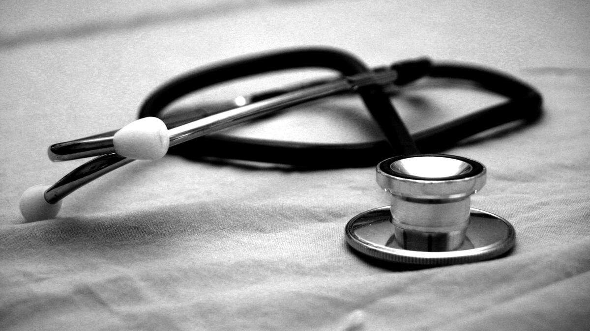 The wife of a wealthy kidney doctor killed in 2014 has now been ordered to pay his children $200 million for her role in his death, a Florida jury decided.