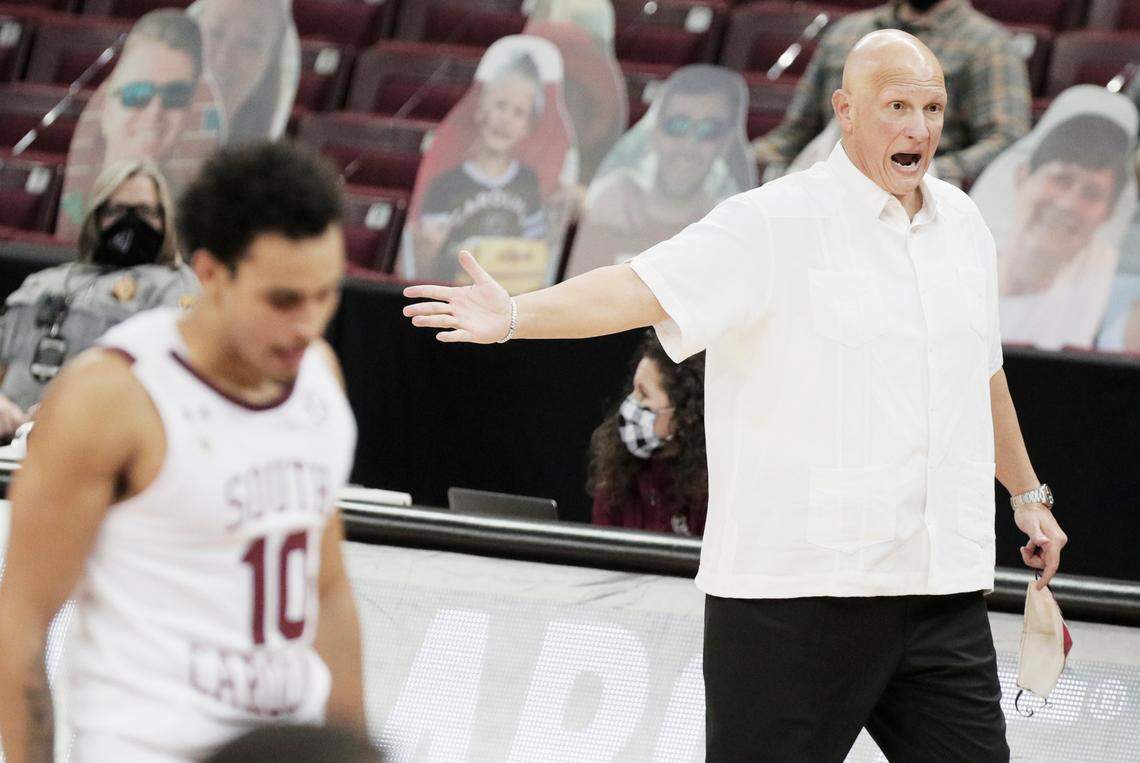 South Carolina Gamecocks head coach Frank Martin speaks to his team during the game against Texas A&M at Colonial Life Arena on Wednesday, January 6, 2021.