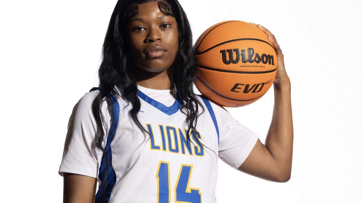 Ja’Niya Richburg was the first player in Loris High School history to break 1,000 points and 1,000 rebounds.