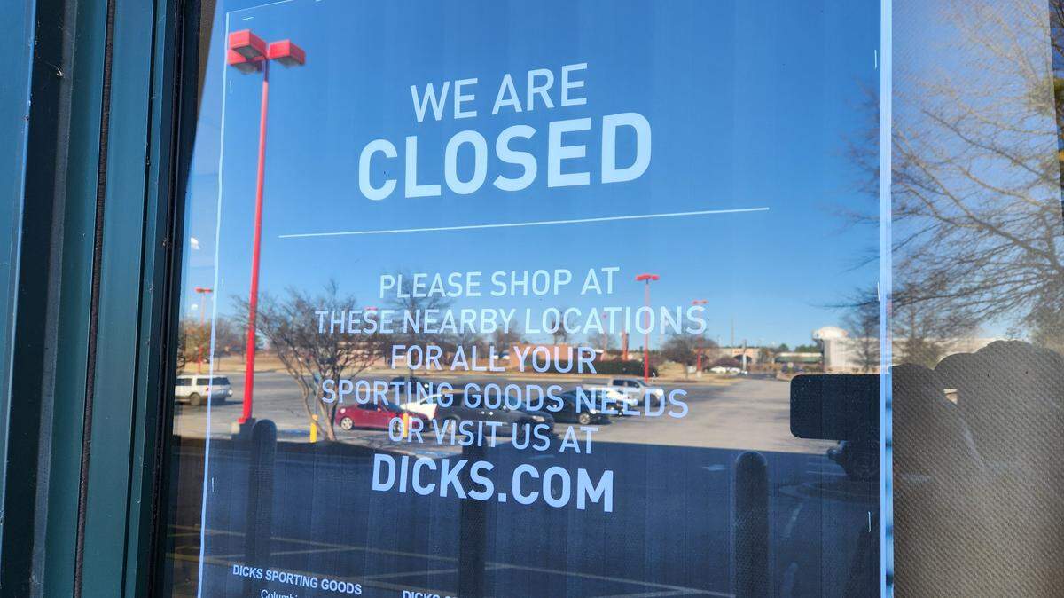 Dick’s Sporting Goods store at 10204 Two Notch Road in northeast Columbia has closed. Photo on Jan. 24, 2022.