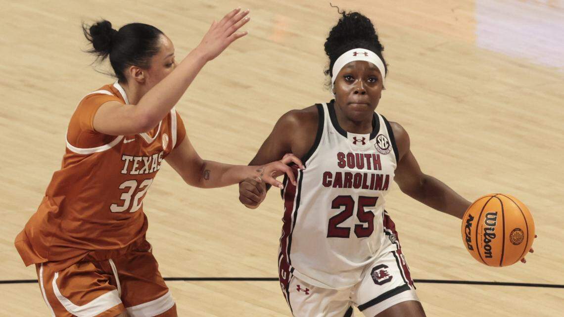 How Raven Johnson showed up when South Carolina WBB needed her most vs. Texas