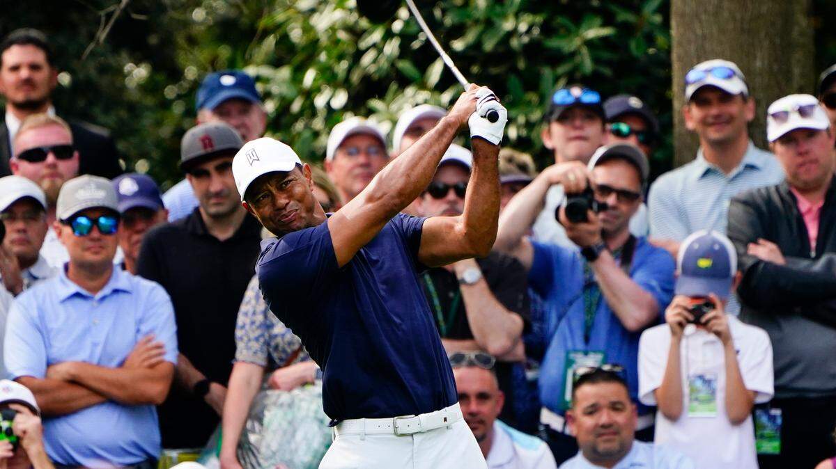 Tiger Woods tees off on the seventh hole during a practice round for the Masters golf tournament on Monday, April 4, 2022, in Augusta, Ga. (AP Photo/Matt Slocum)